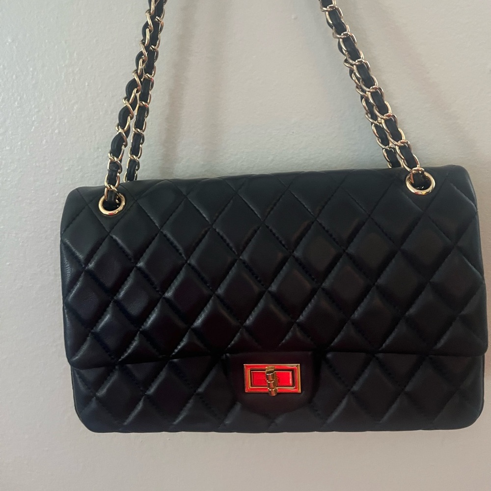 Black tote